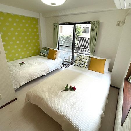 #2 新宿まで2分！清潔で安全な部屋！Wifi無料！ Tokyo prefektur Exteriör bild